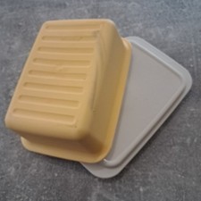 Tupperware Beurrier 