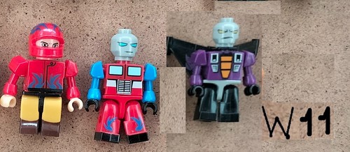 Figurines w11 3 personnages - w11:,