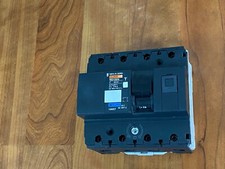 DISJONCTEUR NG125N 4P C80 80A