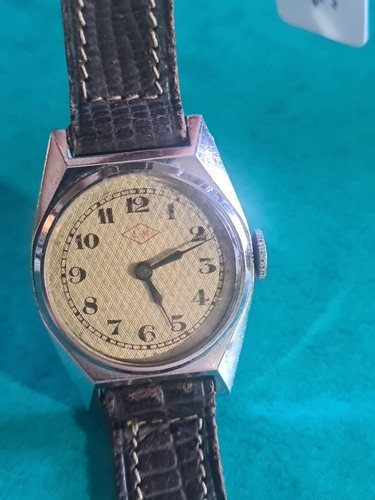 Montre ancienne art déco - ,