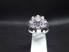 Bague retro en or blanc