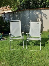  2 fauteuils alu dossier haut à inclinaisons différentes gris clair