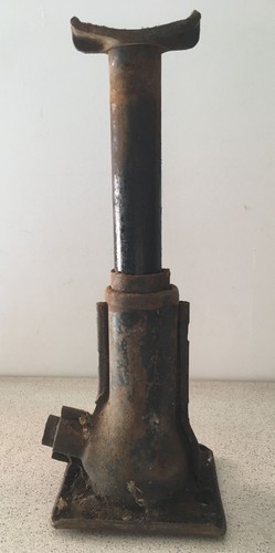 Ancien cric militaire - , us