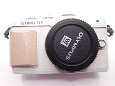 Boîtier blanc OLYMPUS PEN