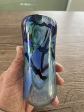 Ancien vase en verre signé de