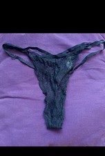 String Femme Porte