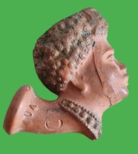 ancienne pipe tuyau fourneau foyer en terre cuite tête et marquage à identifier