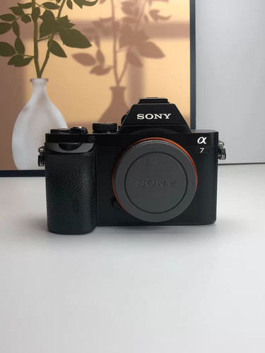 Sony alpha 3mp - alpha, a7