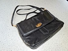 SAC_ POCHETTE CUIR NOIR_PORTE  EN BANDOULIERE_VINTAGE_TRES BON ETAT