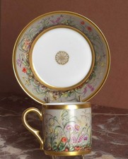 "Manufacture Royale Limoges fleurs des champs tasse litron XXe"