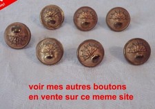 Lot 7 boutons dorés diam 17