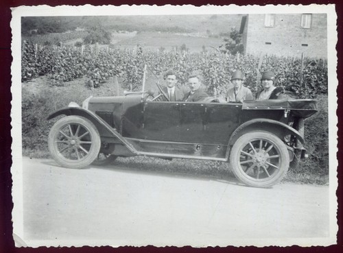 Photo ancienne automobile - .,