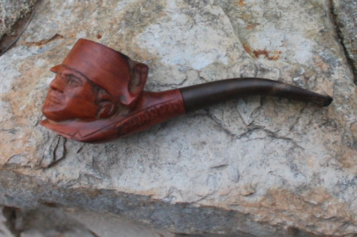 Jolie pipe tête napoléon - de,