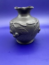 VASE EN ETAIN ARTISTIQUE SIGNE