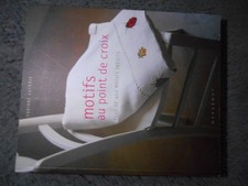 Livre Motifs au point de croix Travaux Manuels Couture