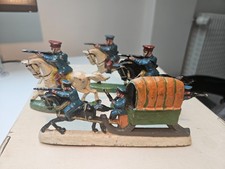 Petits soldats en aluminium. Parisalu. Infanterie russe
