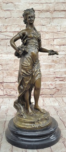 Détaillé bronze sculpture - détaillé, de