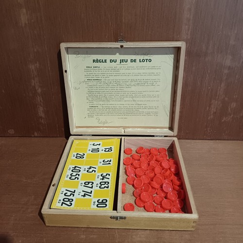 Ancienne boîte jeu - ancienne, du