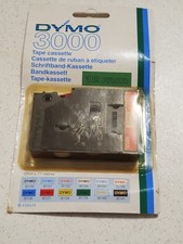 Tape cassette de ruban a étiqueter DYMO 3000 neuve avec ambalaj ORIGINALE....