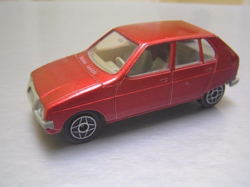 Dinky toys 1402 citroen visa - dinky,