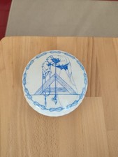  Bonbonnière en porcelaine de Limoges – décor franc-maçon 