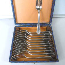 12 fourchettes a gateau inox