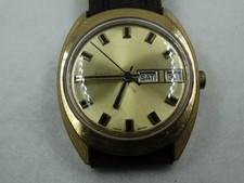 Vintage TIMEX day date Gold