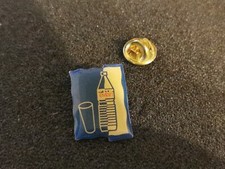 Pin's evian bouteille bottle eau minerale naturelle water - Pin Pins L22