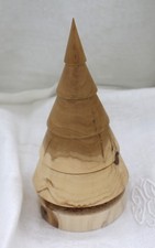 Sapin de Noel artisanal  en bois (Thuya)  17 cm de hauteur