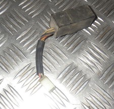 Boitier Relais - 400 XJ - Yamaha / N° 113