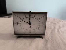 REVEIL forme TV de marque JAZ