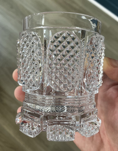 Ancien gobelet verre - verre, moulé