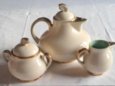 Service à café/thé vintage, Porcelac  france couleur crème, doré et vert d'eau