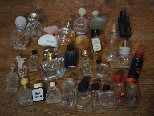 Lot mignonnettes parfum - 28, de