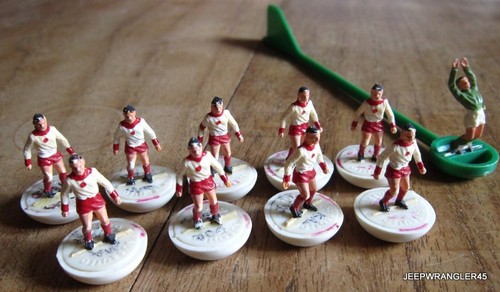 Subbuteo football 9 joueurs - subbuteo,