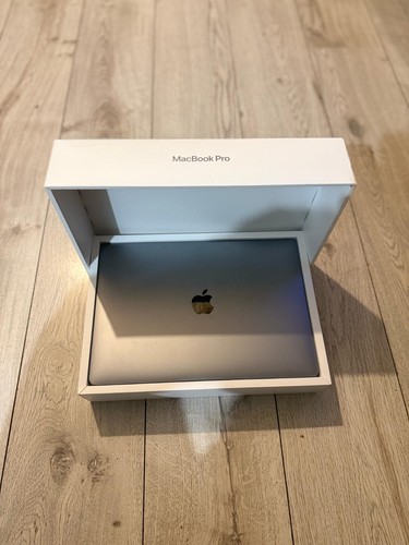 Macbook pro apple - 💻,