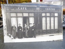 cpa photo facade magasin café  du centre 1900 usures en bas a droite
