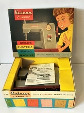 VULCAN CLASSIC MACHINE à COUDRE JOUET ANCIEN VINTAGE ANNÉES 50  BO et NOTICE