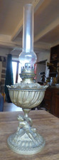 ancienne lampe à pétrole en