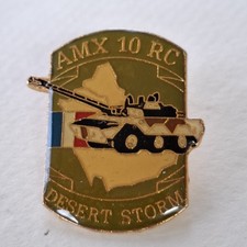 Pin's AMX 10 RC DESERT STORM Guerre Tempête du Désert IRAK 1991