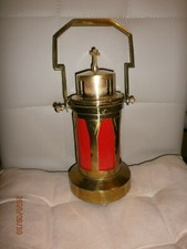 LANTERNE A MAIN RELIGIEUSE /CUIVRE ET LAITON /VERRE PEINT ROUGE/H.25 cm+ ANSE