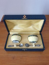 Ancienne salière et poivrière en porcelaine de Limoges cuillères en métal argent