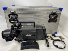 Arri Alexa Plus Haute Vitesse + EVF, Étui De Vol, 2 x 32 Go, Coussin D'Épaule