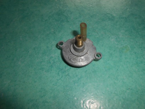 Couvercle cuve carburateur