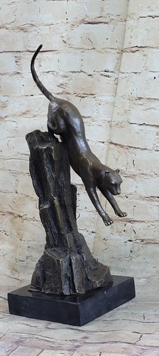 Bronze majestic lion sculpture - bronze,