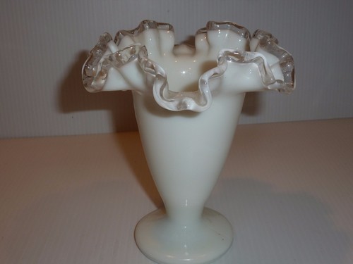 Fenton silver crest milk glass - fenton,
