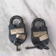 Ancien cadenas serrure de