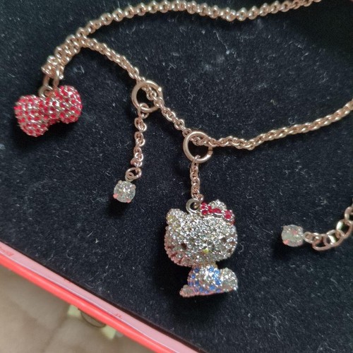 Collier pendentif swarovski - collier,