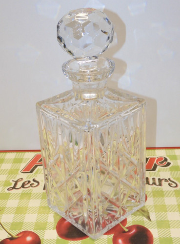 Jolie carafe cristal taillé - -jolie,