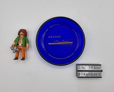 Coupelle/cendrier du paquebot